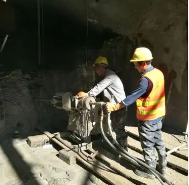 白云水下抗分散灌浆料特点 水下不分散注浆料介绍