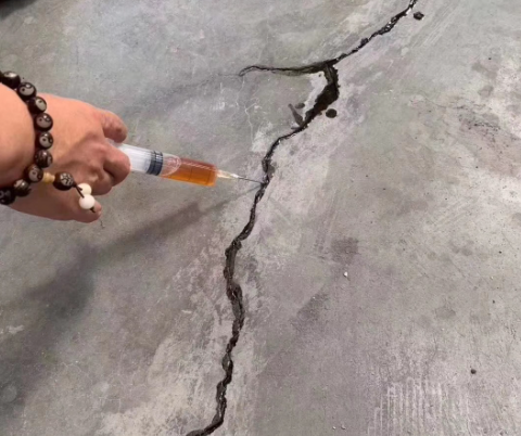 白云混凝土裂缝修补技术详解​